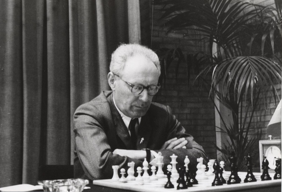 Botvinnik Explains His Greatest Masterpiece - Best of the 30s